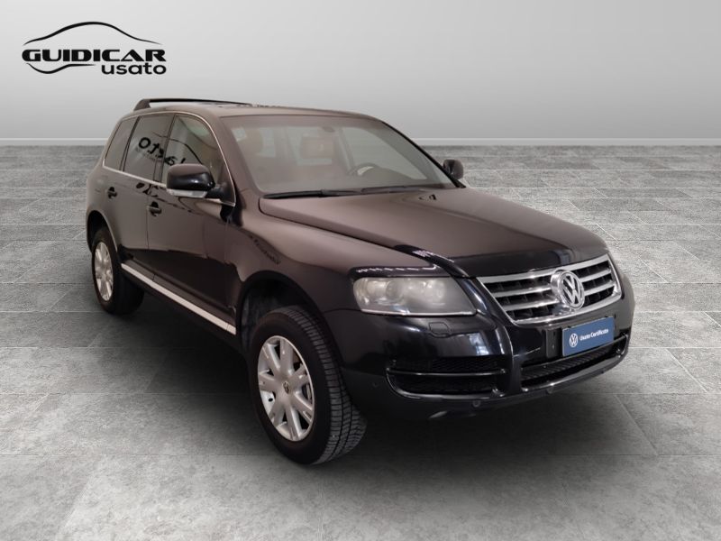 GuidiCar - VOLKSWAGEN Touareg 2005 Touareg 3.0 V6 tdi tiptronic Dpf Usato