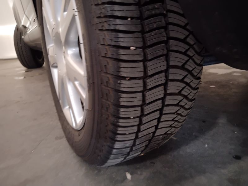 GuidiCar - VOLKSWAGEN Touareg 2005 Touareg 3.0 V6 tdi tiptronic Dpf Usato