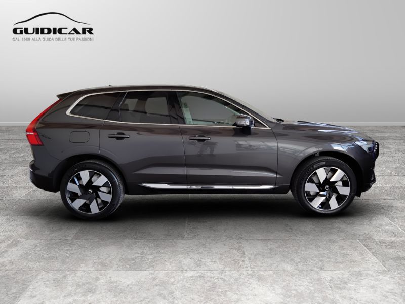 GuidiCar - VOLVO N.XC60 1 N.XC60 Recharge Plus Bright T6 AWD AUT Nuovo