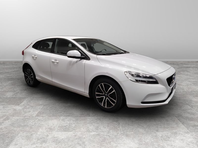 GuidiCar - VOLVO V40 II 2012 2018 V40 2.0 d2 my19 Usato