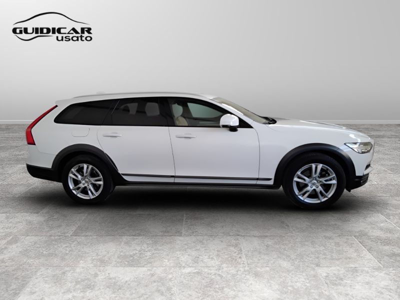 GuidiCar - VOLVO V90 2016 Cross Country 2019 V90 Cross Country 2.0 d4 awd geartronic my19 Usato