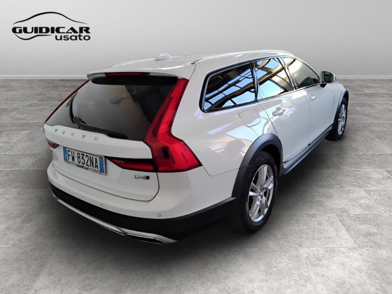 GuidiCar - VOLVO V90 2016 Cross Country 2019 V90 Cross Country 2.0 d4 awd geartronic my19 Usato