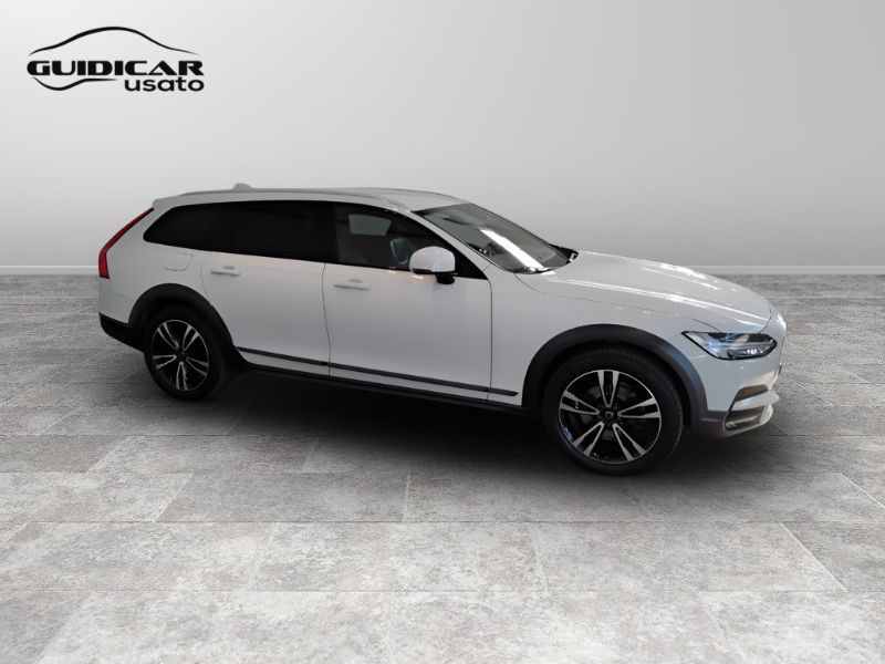 GuidiCar - VOLVO V90 2016 Cross Country 2019 V90 Cross Country 2.0 d4 Pro awd geartronic my19 Usato