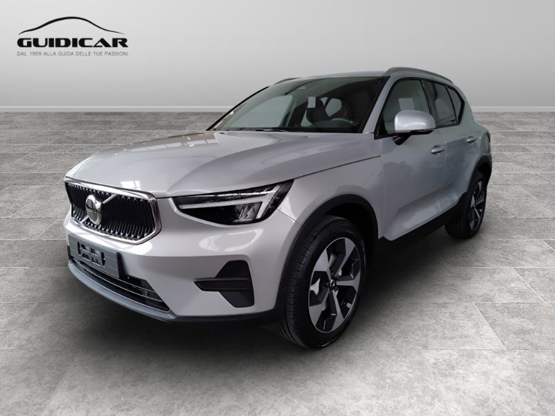 GuidiCar - VOLVO XC40 1 XC40 2.0 b3 Core auto Nuovo