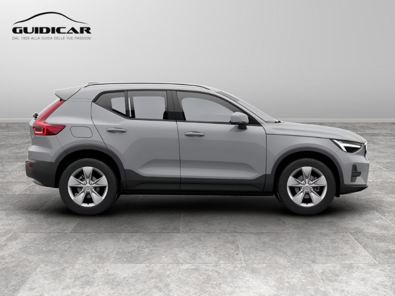 GuidiCar - VOLVO XC40 1 XC40 2.0 b3 Core auto Nuovo