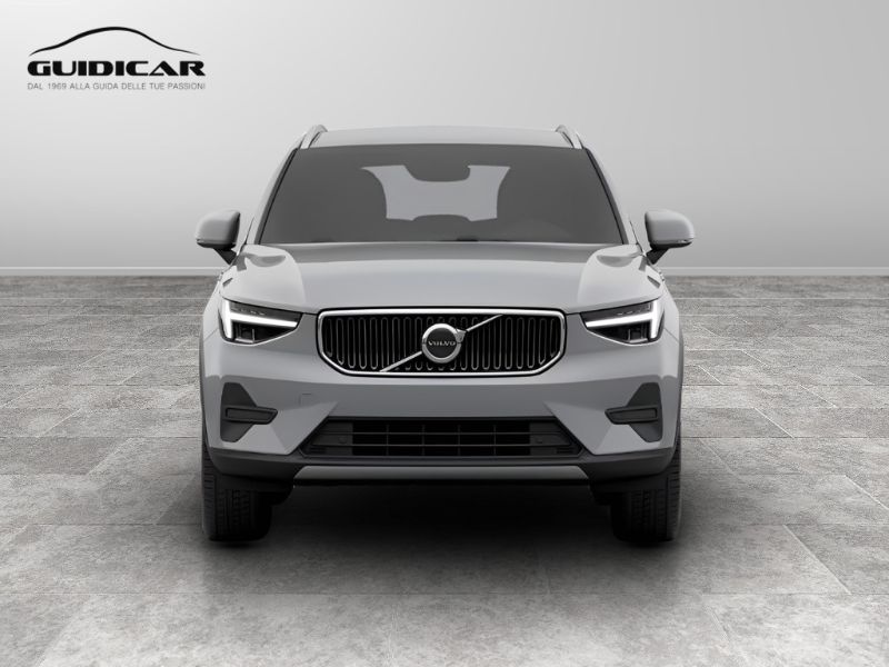 GuidiCar - VOLVO XC40 1 XC40 2.0 b3 Essential auto Nuovo