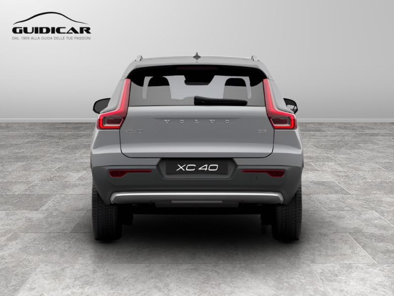 GuidiCar - VOLVO XC40 1 XC40 2.0 b3 Essential auto Nuovo