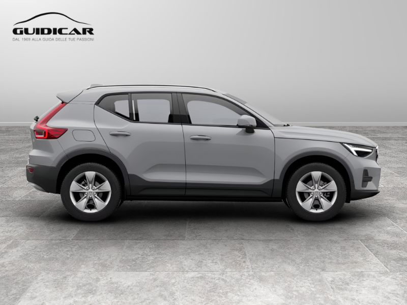 GuidiCar - VOLVO XC40 1 XC40 2.0 b3 Essential auto Nuovo