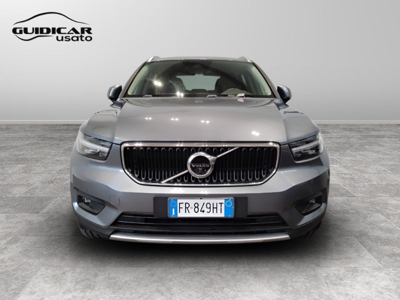 GuidiCar - VOLVO XC40 2018 XC40 1.5 T3 Momentum 156cv Usato