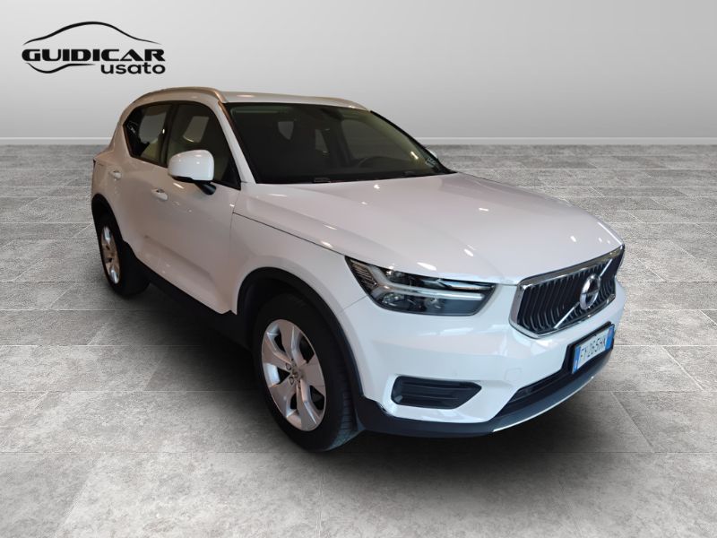 GuidiCar - VOLVO XC40 2019 XC40 1.5 t3 Momentum 163cv my20 Usato