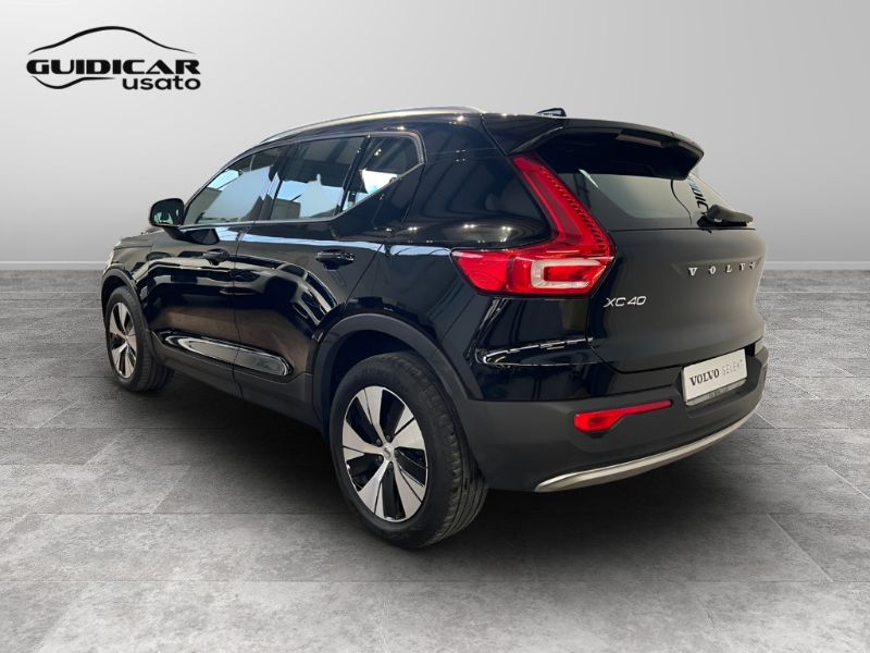 GuidiCar - VOLVO XC40 (2017--->) 2021 XC40 2.0 d3 Momentum Pro auto my21 Usato