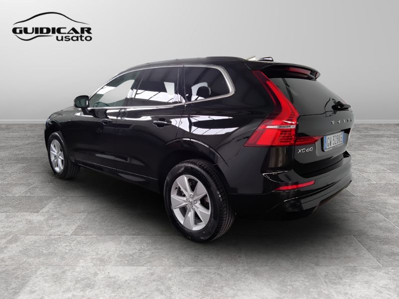 GuidiCar - VOLVO XC6 2024 XC60 CORE B4 AUT Aziendale