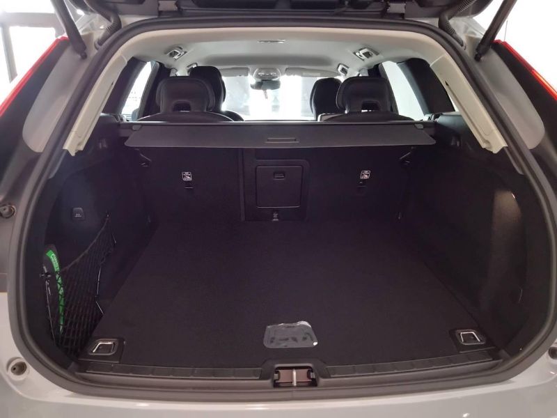 GuidiCar - VOLVO XC6 2024 XC60 CORE B4 AUT Aziendale