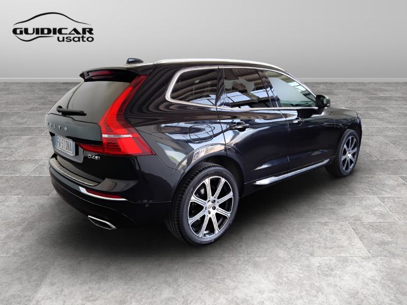 GuidiCar - VOLVO XC60 (2017--->) 2019 XC60 (2017-->) - XC60 D4 AWD Geartronic Inscription Usato