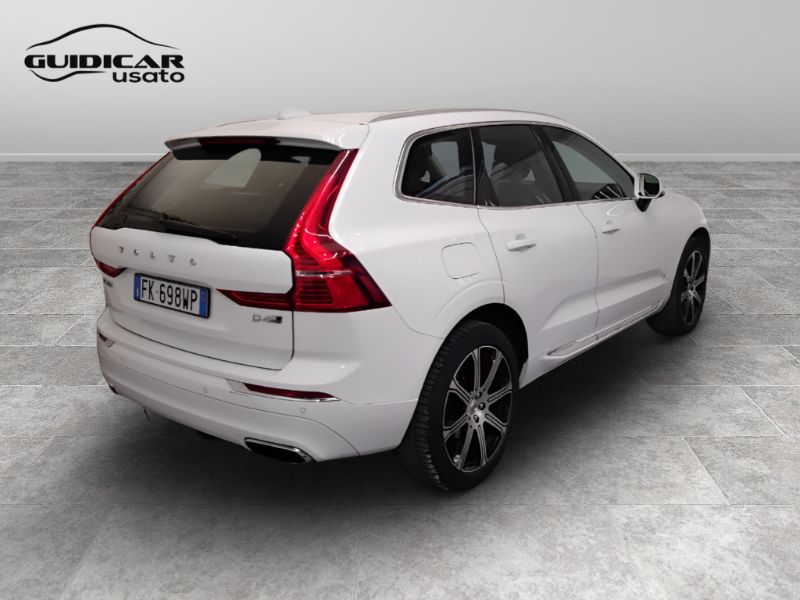 GuidiCar - VOLVO XC60 2017 XC60 2.0 D4 Inscription awd geartronic Usato