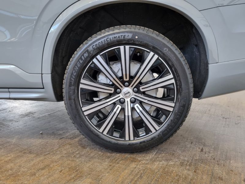 GuidiCar - VOLVO N.XC90 1 XC90 2.0 b5 Core awd 7p.ti auto Nuovo