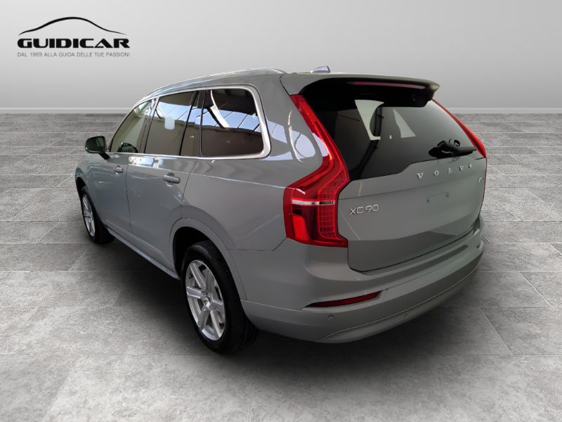 GuidiCar - VOLVO N.XC90 1 XC90 2.0 b5 Core awd 7p.ti auto Nuovo