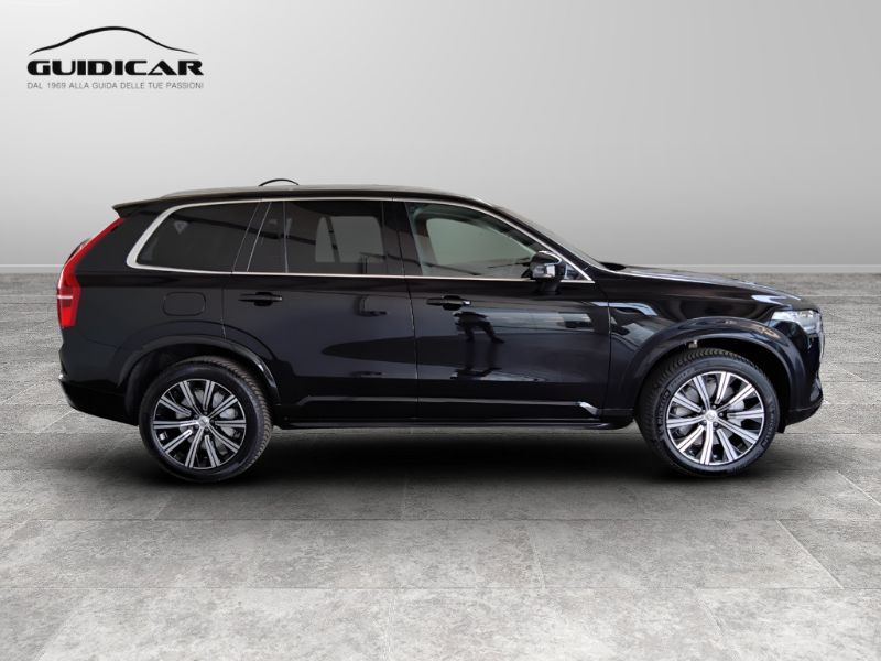 GuidiCar - VOLVO N.XC90 1 XC90 2.0 b5 Core awd 7p.ti auto Nuovo