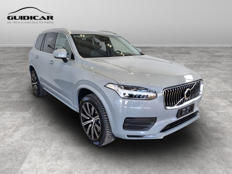 GuidiCar - VOLVO N.XC90 1 XC90 2.0 b5 Core awd 7p.ti auto Nuovo