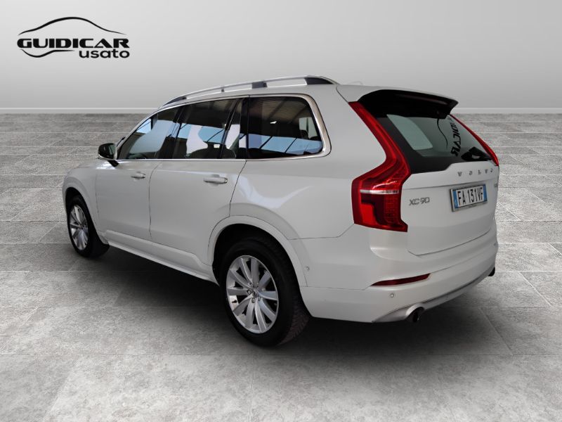 GuidiCar - VOLVO XC90 II 2015 2015 XC90 2.0 D5 Momentum awd geartronic Usato