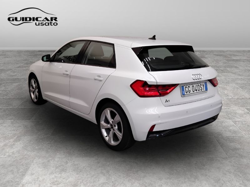 GuidiCar - AUDI A1 II 2019 Sportback 2022 A1 Sportback 25 1.0 tfsi Admired s-tronic my20 Usato