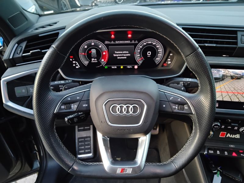 GuidiCar - AUDI Q3 2022 Q3 40 2.0 tdi S line edition quattro 200cv s-tronic Usato