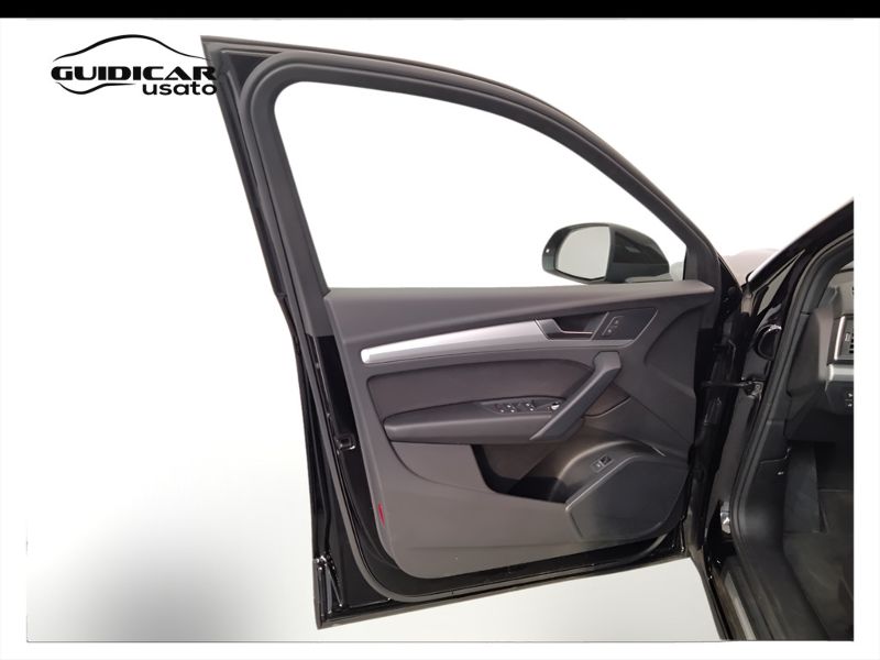 GuidiCar - AUDI Q5 2023 Q5 40 2.0 tdi mhev 12V Business quattro s tronic Usato