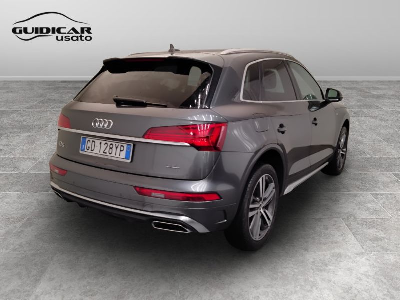 GuidiCar - AUDI Q5 2021 Q5 40 2.0 tdi mhev 12V S line Plus quattro s tronic Usato