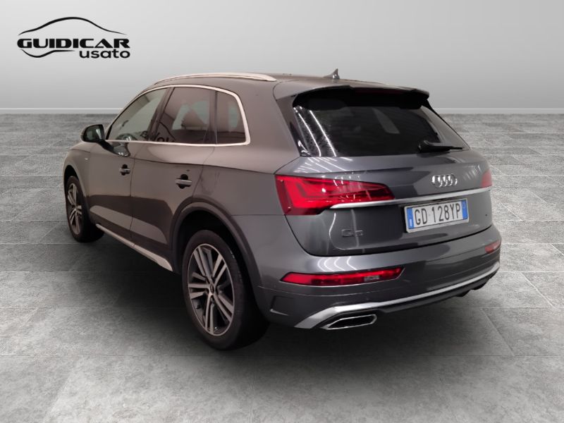 GuidiCar - AUDI Q5 2021 Q5 40 2.0 tdi mhev 12V S line Plus quattro s tronic Usato