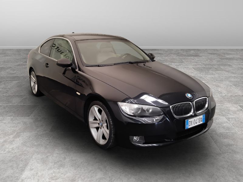 GuidiCar - BMW Serie 3 2009 320d Coupe Attiva 177cv Usato