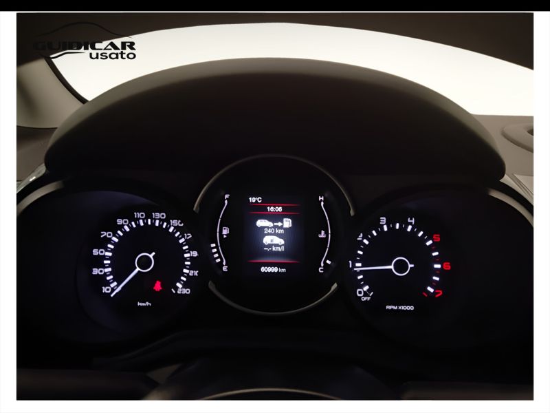 GuidiCar - FIAT 500 2019 500L Cross 1.3 mjt Mirror City Cross 95cv Usato