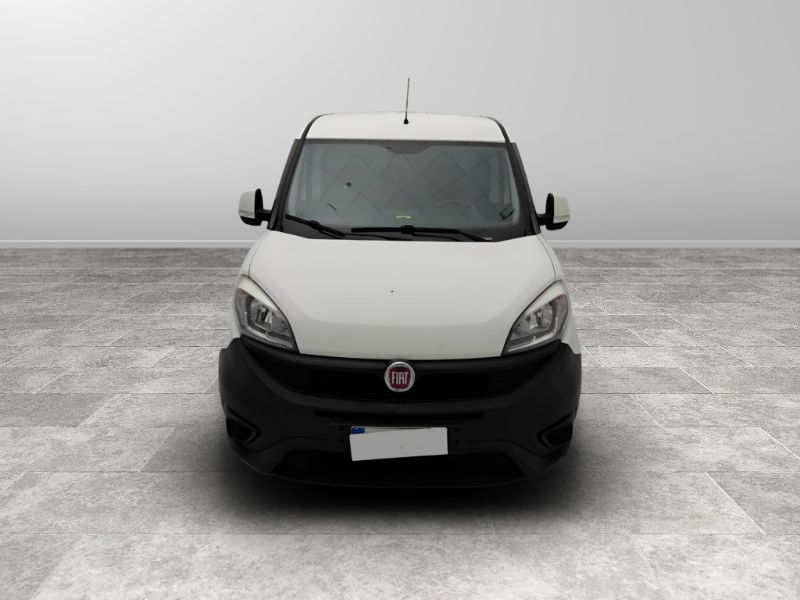 GuidiCar - FIAT Doblo Cargo Maxi 2015 2017 doblò cargo 1.6 mjt 16v maxi 105cv SX 3p.ti E6 Usato