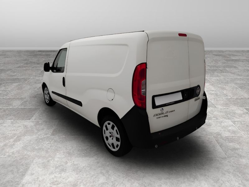 GuidiCar - FIAT Doblo Cargo Maxi 2015 2017 doblò cargo 1.6 mjt 16v maxi 105cv SX 3p.ti E6 Usato