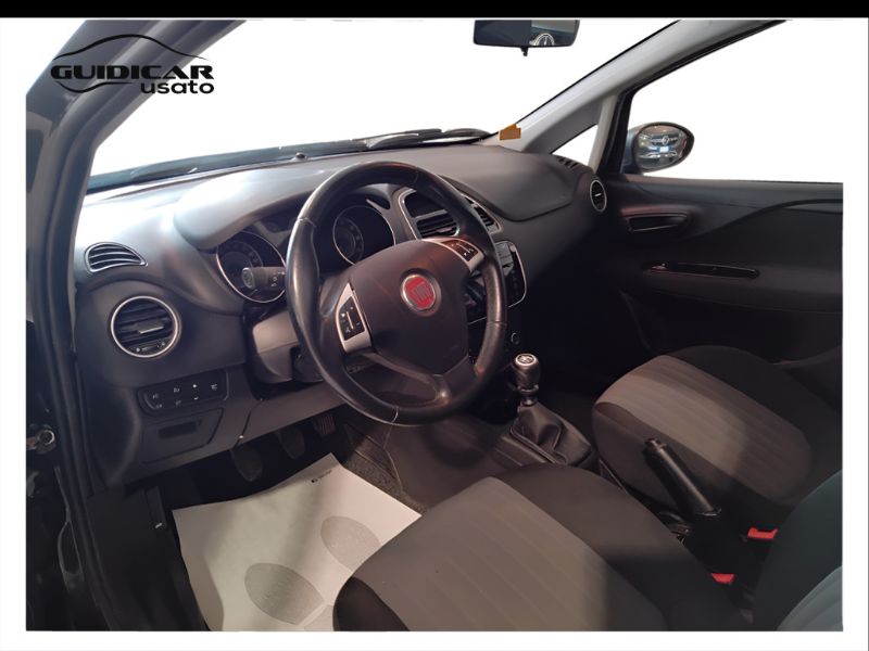 GuidiCar - FIAT Punto 2018 Punto 1.2 Lounge 5p E6 Usato