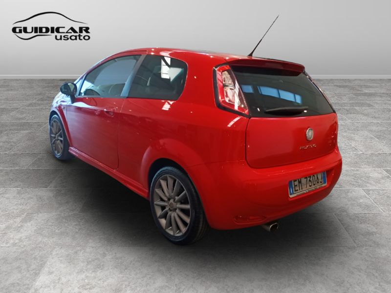 GuidiCar - FIAT Punto 2012 Punto 3p 1.4 m-air 16v t. Sport s&s 135cv Usato