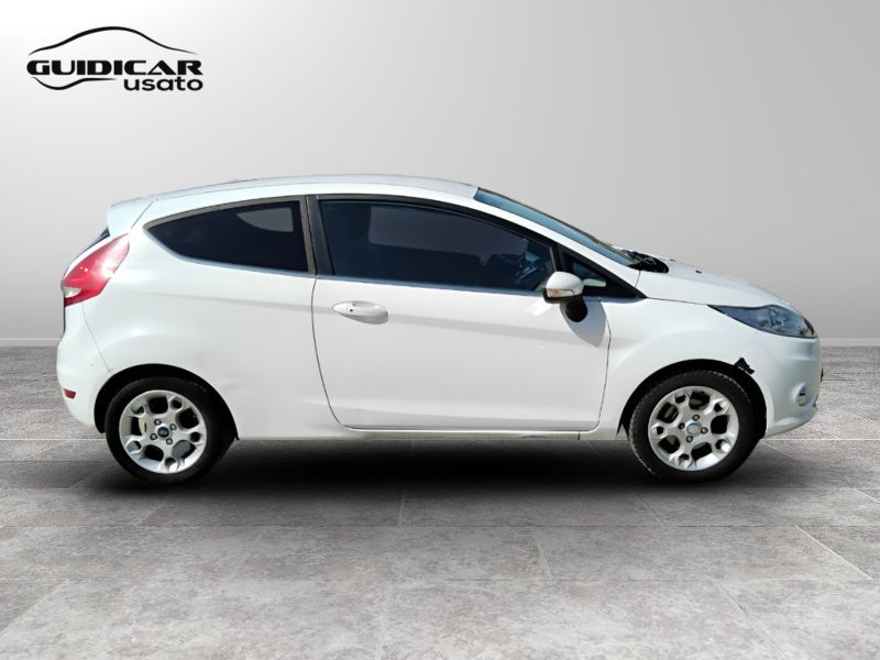 GuidiCar - FORD Fiesta 2012 Fiesta 3p 1.2 16v Titanium c/esp E5 Usato