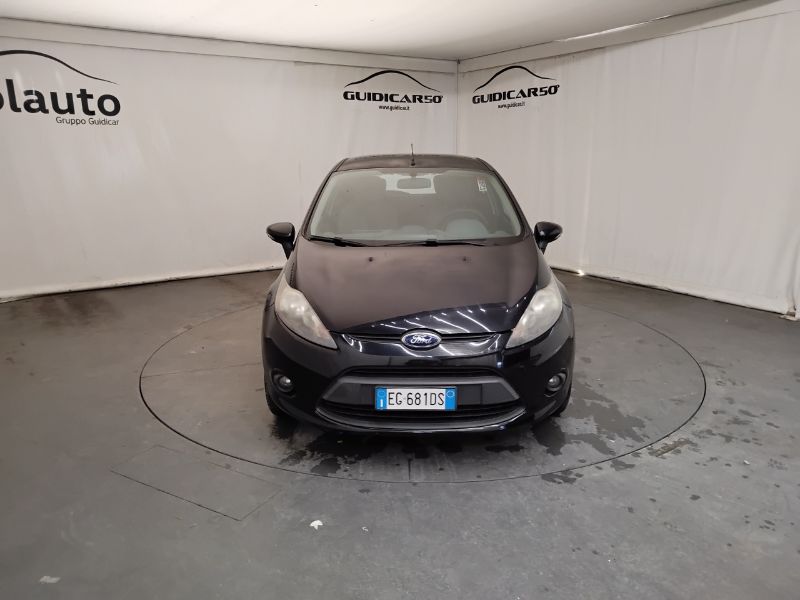 GuidiCar - FORD Fiesta 2010 Fiesta 5p 1.4 tdci + c/esp Usato