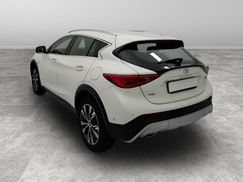 GuidiCar - INFINITI QX30 2017 QX30 2.2d Premium Tech awd dct Usato