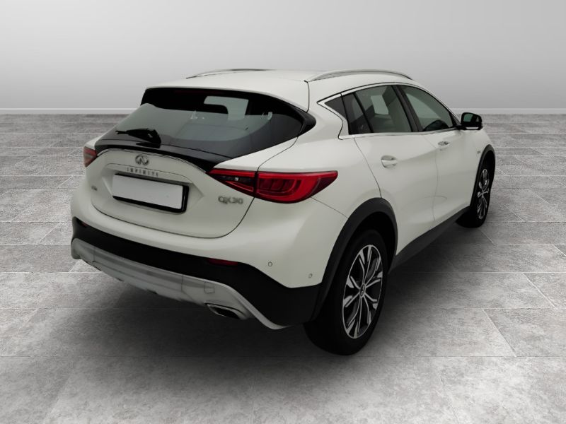 GuidiCar - INFINITI QX30 2017 QX30 2.2d Premium Tech awd dct Usato