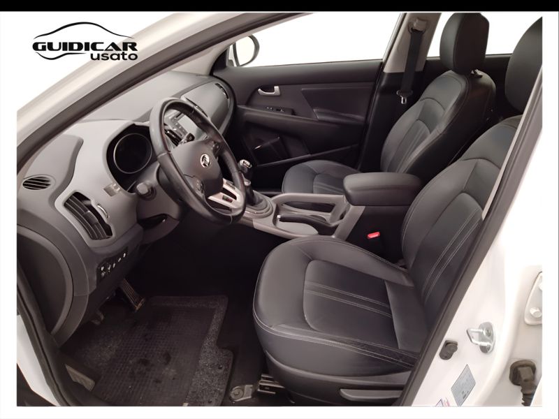 GuidiCar - KIA sportage 2015 Sportage 1.7 crdi High Tech stop&go 2wd E6 Usato