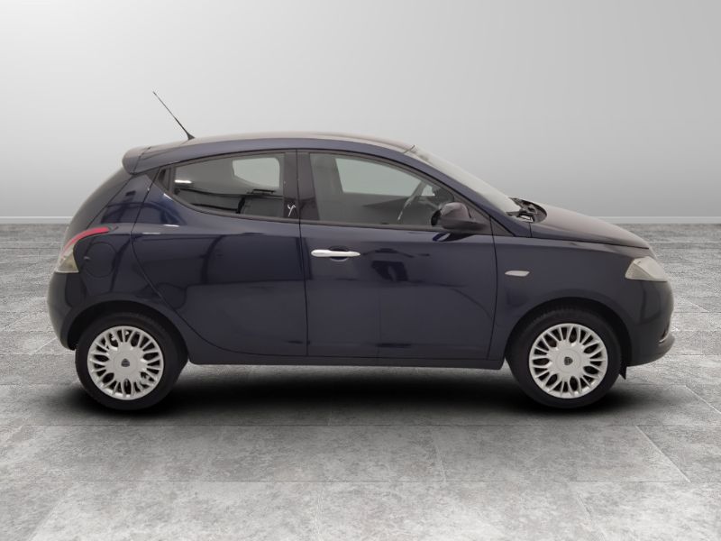 GuidiCar - LANCIA Ypsilon III 2015 2016 Ypsilon 1.3 mjt Gold s&s 95cv my16 Usato