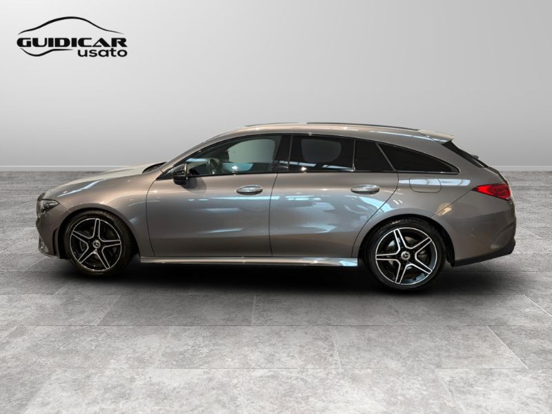 GuidiCar - Mercedes CLA 2020 CLA Shooting Brake 200 d Premium 4matic auto Usato