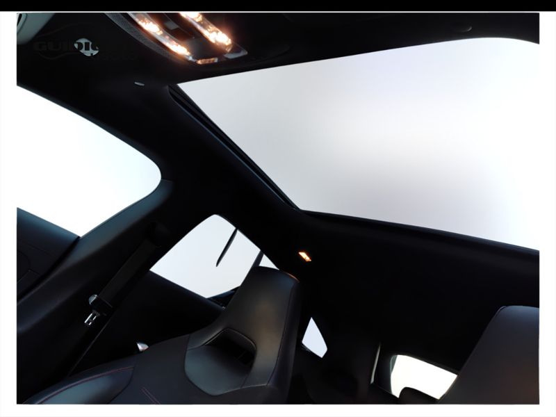 GuidiCar - Mercedes CLA 2021 CLA Shooting Brake 200 d Premium 4matic auto Usato
