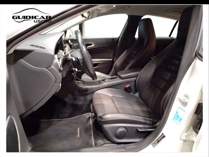 GuidiCar - Mercedes CLA 2017 CLA Shooting Brake 220 d Sport auto FL Usato