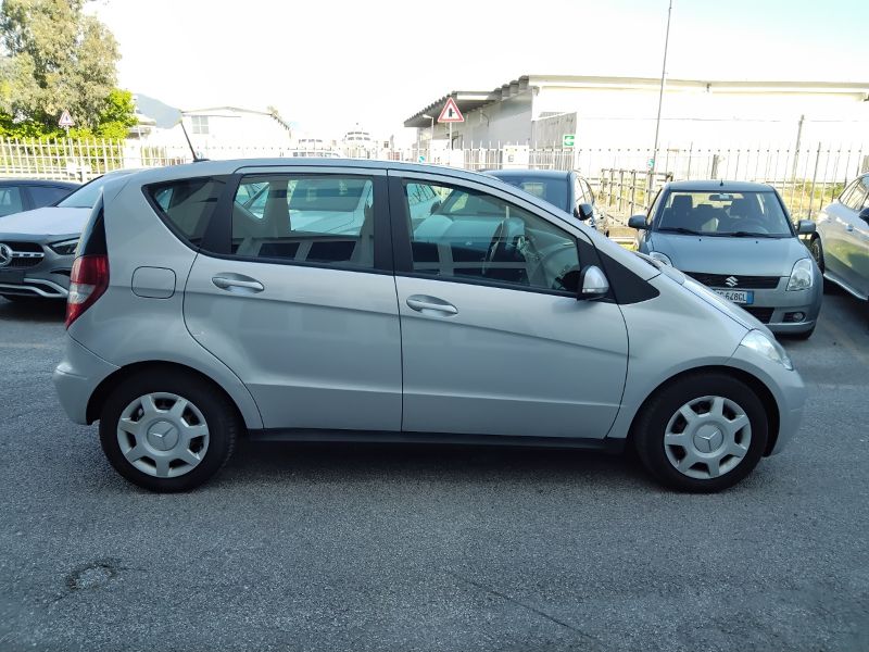 GuidiCar - Mercedes Classe a 2012 A 180 cdi Executive Usato