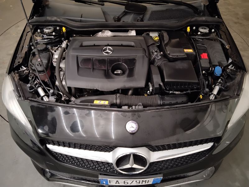 GuidiCar - Mercedes Classe a 2015 A 180 d Sport auto my16 Usato