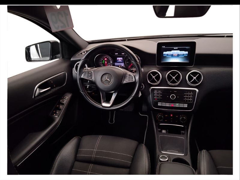 GuidiCar - Mercedes Classe a 2015 A 180 d Sport auto my16 Usato