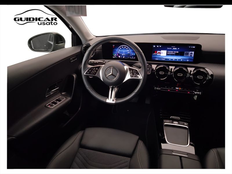 GuidiCar - Mercedes Classe a 2024 A 180 d Advanced auto Usato