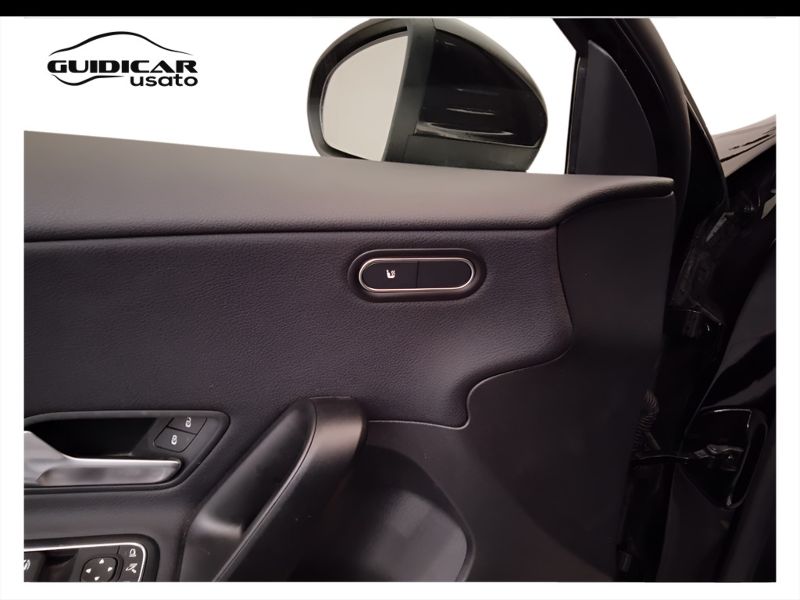 GuidiCar - Mercedes Classe a 2024 A 180 d Advanced auto Usato