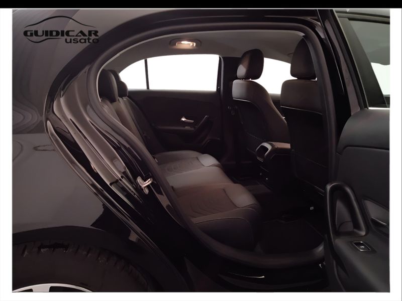 GuidiCar - Mercedes Classe a 2024 A 180 d Advanced auto Usato